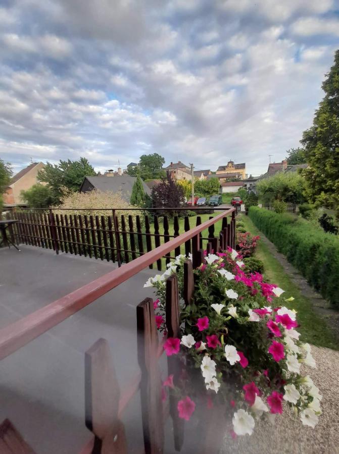 Petadvacitka Villa Ceska Skalice Ngoại thất bức ảnh